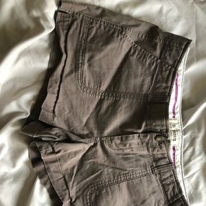 Women’s Khaki Shorts